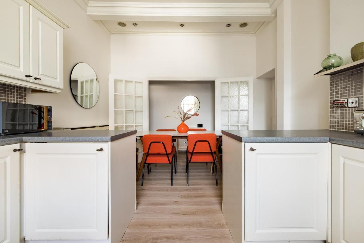 The Sussex Garden Retreat - Elegant 2Bdr Flat Daire Londra Dış mekan fotoğraf
