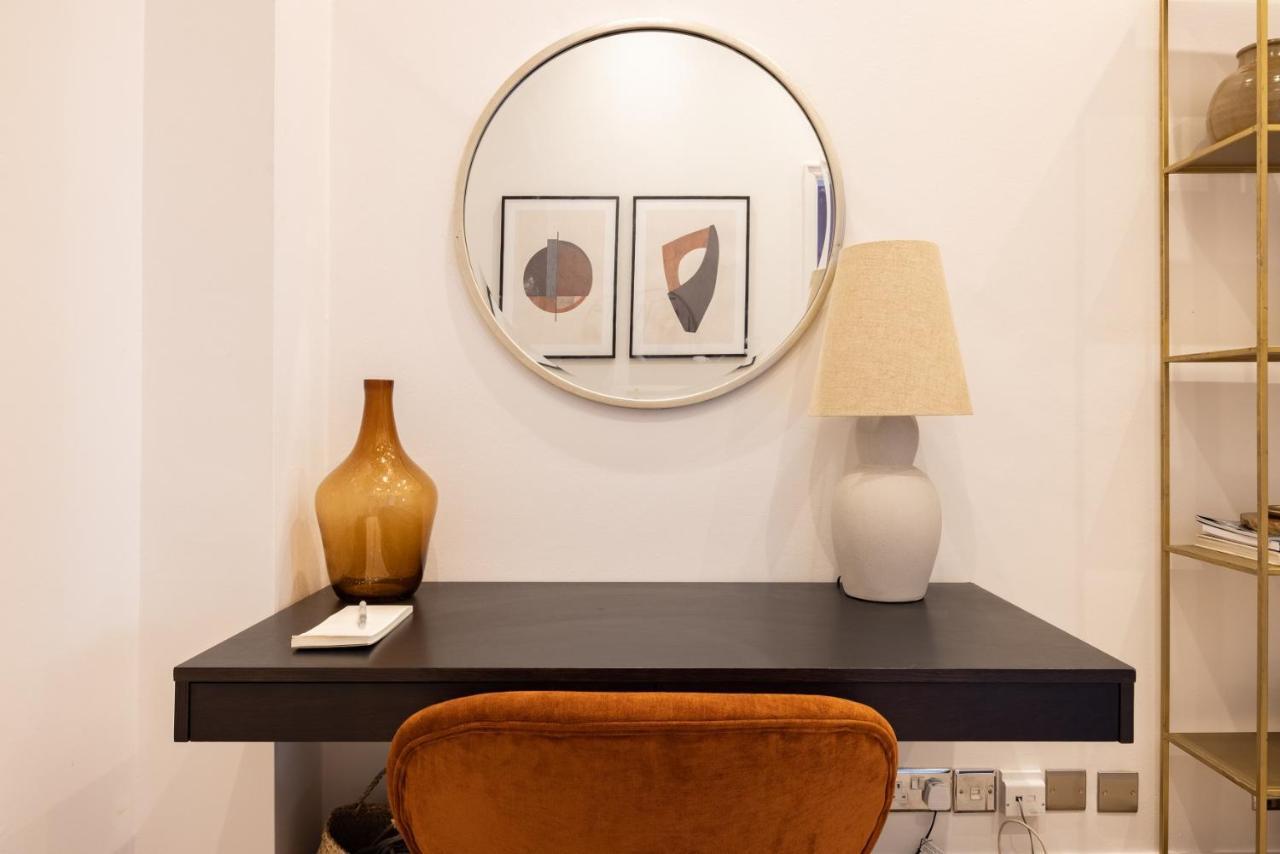 The Sussex Garden Retreat - Elegant 2Bdr Flat Daire Londra Dış mekan fotoğraf