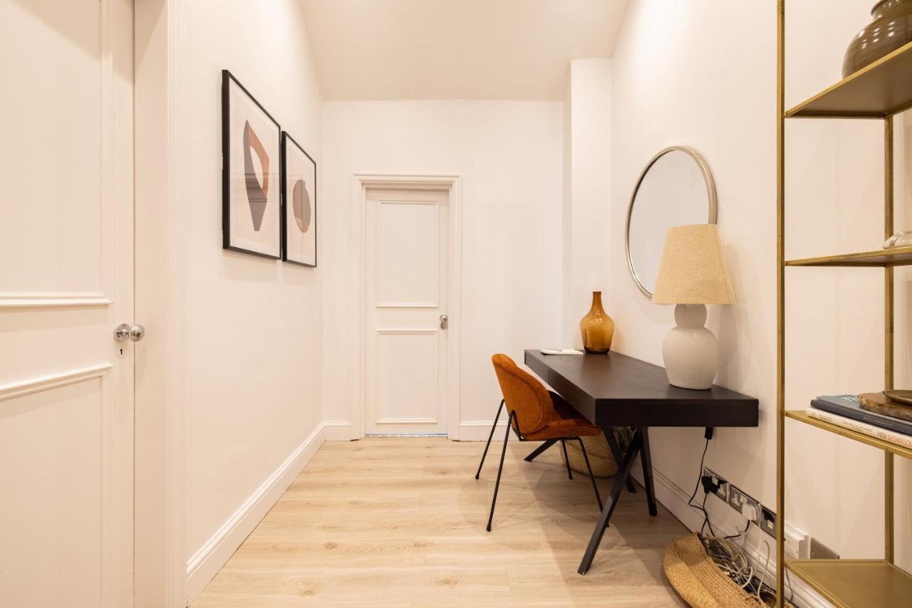 The Sussex Garden Retreat - Elegant 2Bdr Flat Daire Londra Dış mekan fotoğraf